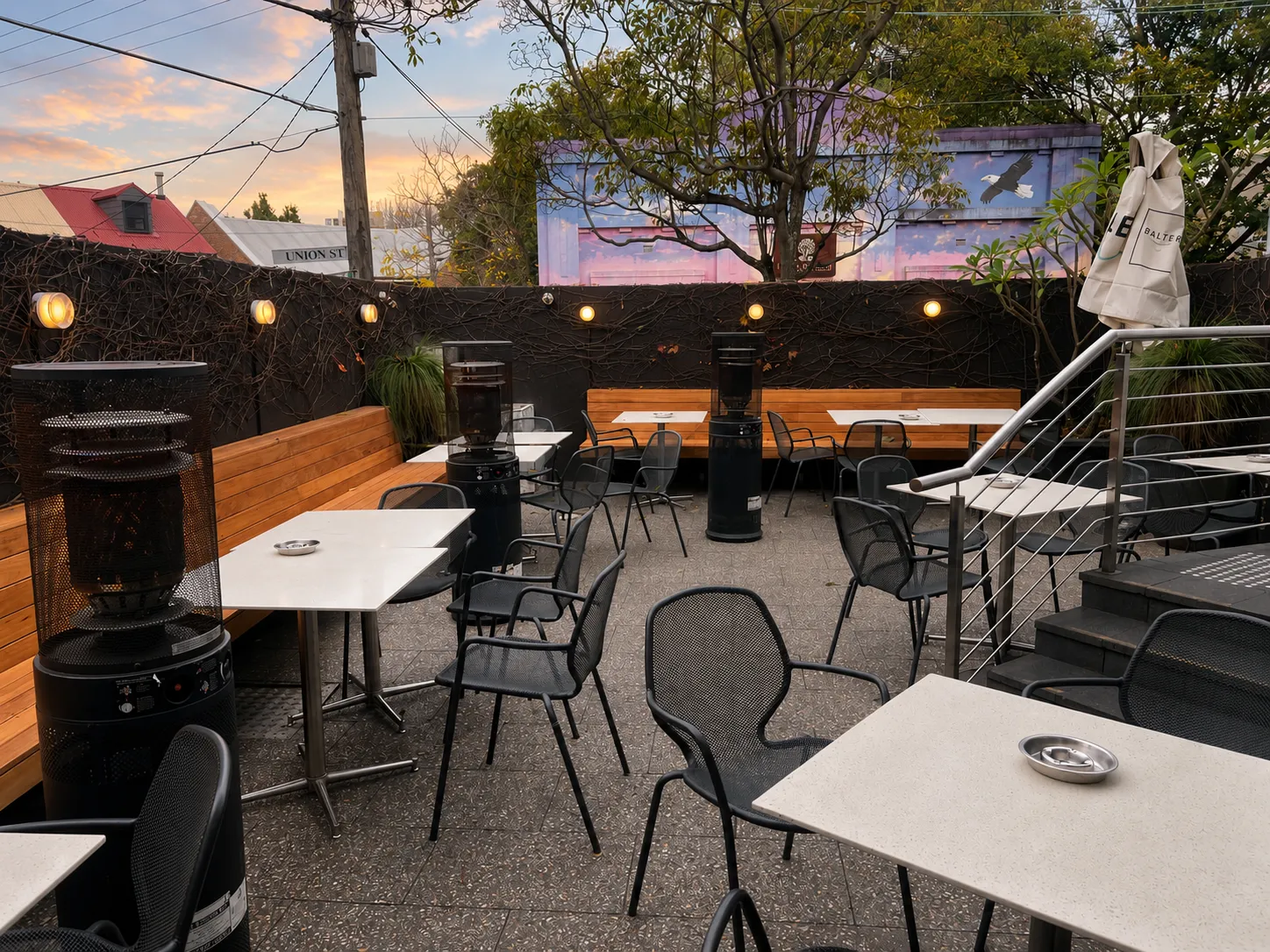 Union Hotel pub in Newtown