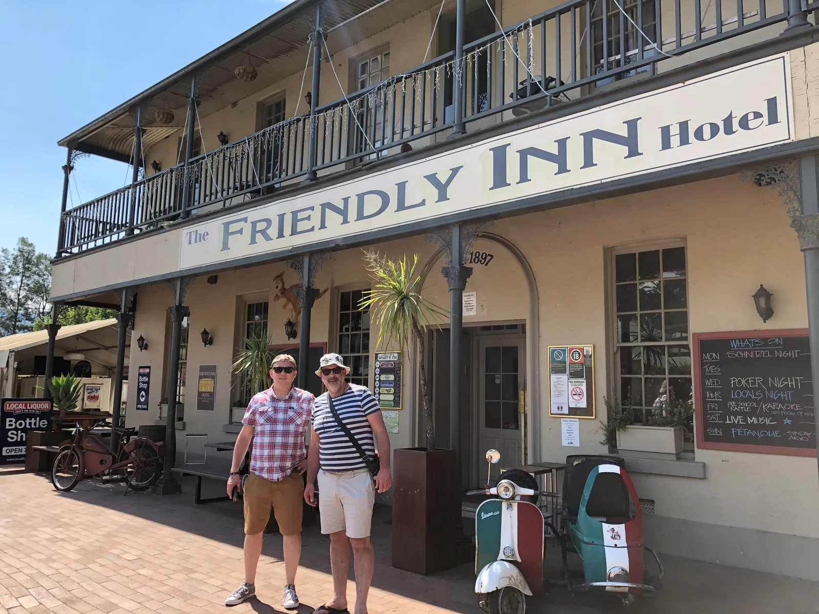 The Friendly Inn Hotel pub in Kangaroo Valley